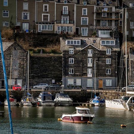 The Captain'S Bank Porthmadog Bagian luar foto